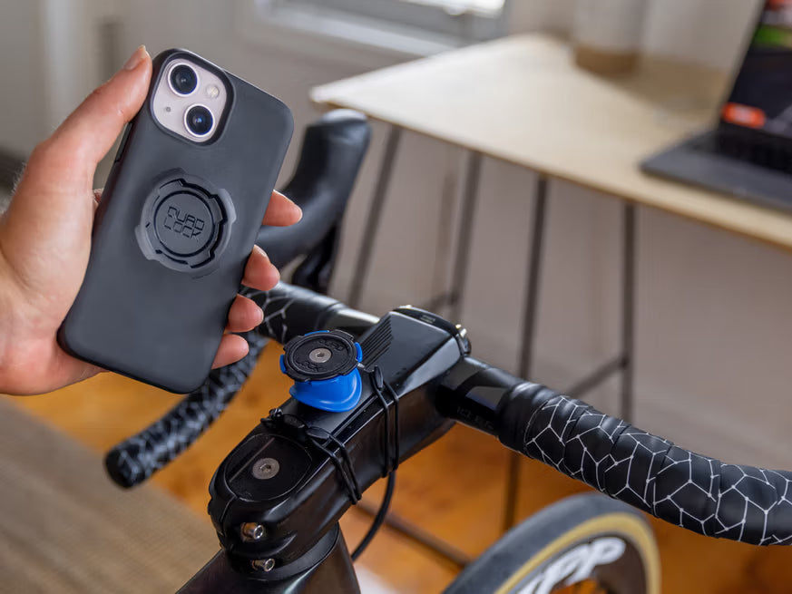 Pack d'équipement Quad Lock complet avec présentoir de comptoir offert.