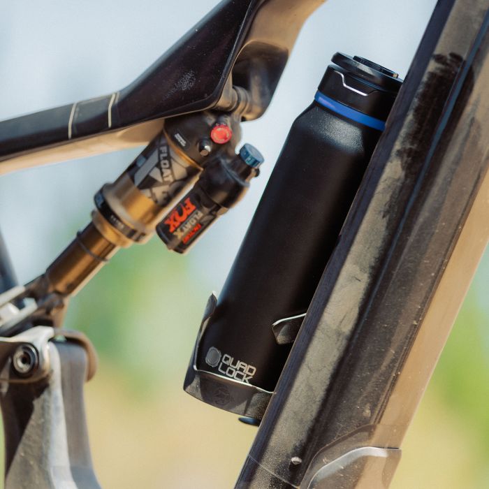 Gourde avec support de téléphone Quad Lock MAG